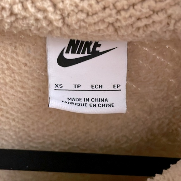 Nike Sherpa Jacket In Hemp - Picture 7 of 8